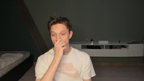 Snapshot of romeo_mercy chatting on December 2024 05:59:01 PM Romeo online show from December 2024 05:59:01 PM