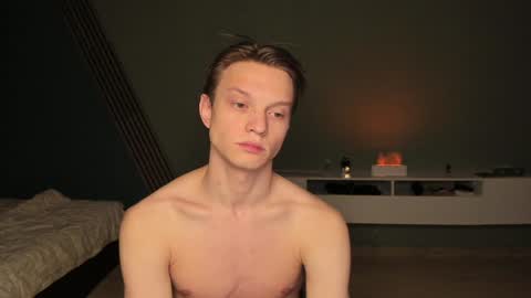 Snapshot of romeo_mercy chatting on December 2024 01:30:01 AM Romeo online show from December 2024 01:30:01 AM