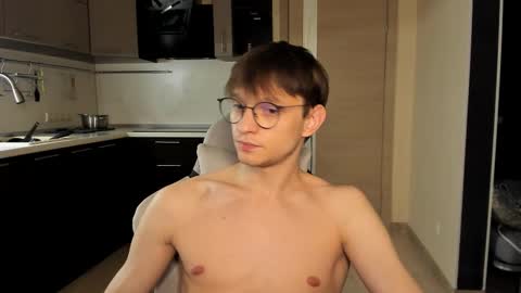 Snapshot of romeo_mercy chatting on October 2025 05:37:01 AM Romeo online show from October 2025 05:37:01 AM