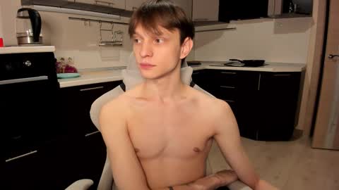 Snapshot of romeo_mercy chatting on November 2025 07:28:01 AM Romeo online show from November 2025 07:28:01 AM