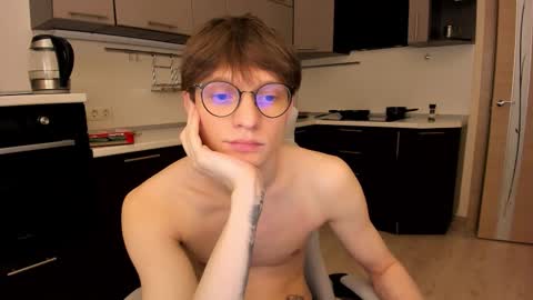 Snapshot of romeo_mercy chatting on November 2025 10:48:01 PM Romeo online show from November 2025 10:48:01 PM