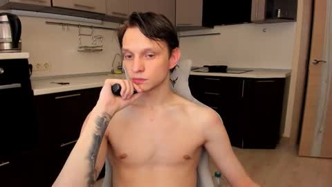 Snapshot of romeo_mercy chatting on December 2025 02:04:01 PM Romeo online show from December 2025 02:04:01 PM