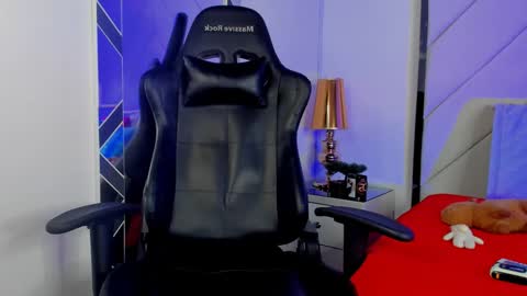 Snapshot of romeo_ricci1 chatting on January 2025 02:17:02 PM Romeo Ricci online show from January 2025 02:17:02 PM