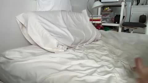 Snapshot of romeodiamond chatting on December 2024 06:14:01 PM romeodiamond online show from December 2024 06:14:01 PM