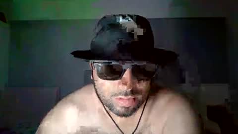 Snapshot of romeoisfabulous chatting on June 2026 03:02:01 PM romeoisfabulous online show from June 2026 03:02:01 PM