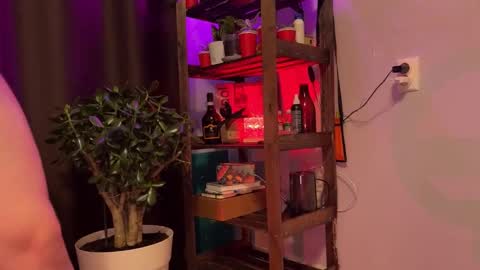 Romeo and Kate online show from October 2025 12:52:02 PM