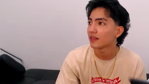 Snapshot of romeomillerr chatting on November 2025 07:03:01 PM Romeo online show from November 2025 07:03:01 PM