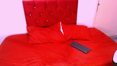 Snapshot of romeomillerr chatting on November 2025 07:02:02 PM Romeo online show from November 2025 07:02:02 PM