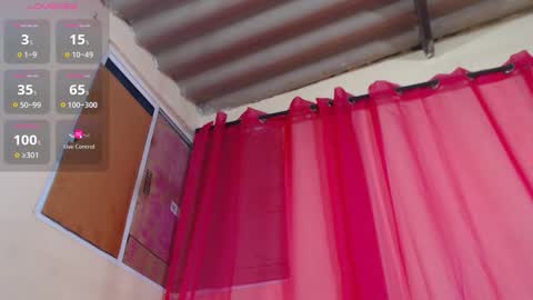 Snapshot of rominafiorre chatting on November 2025 11:16:01 PM Romina Fiore online show from November 2025 11:16:01 PM