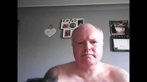 Snapshot of ronandoyle78 chatting on March 2026 03:30:01 PM Horny Guy online show from March 2026 03:30:01 PM