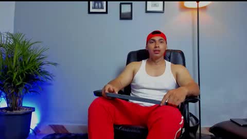 RonnieCanford online show from February 2026 01:38:01 AM