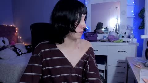 Twelve 3 Inst Twelve 312002 Twitter Room312 2002 online show from December 2024 10:37:01 PM