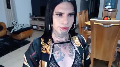 Snapshot of room911 chatting on February 2025 09:24:01 AM herreraisa offical online show from February 2025 09:24:01 AM