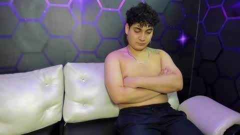 Snapshot of room_kitty chatting on February 2025 11:04:01 AM MIA AND PAUL online show from February 2025 11:04:01 AM