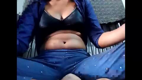 Snapshot of roop_sexy642 chatting on April 2026 05:47:01 AM roop_sexy642 online show from April 2026 05:47:01 AM