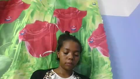 rosah225127 online show from April 2026 05:51:01 PM