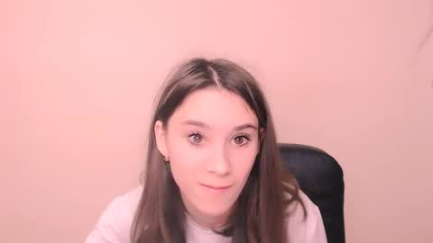 Snapshot of rosalais_ chatting on October 2025 07:08:01 AM Rose online show from October 2025 07:08:01 AM