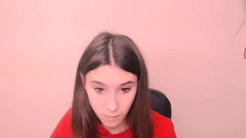 Snapshot of rosalais_ chatting on November 2025 08:02:02 AM Rose online show from November 2025 08:02:02 AM