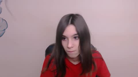 Snapshot of rosalais_ chatting on December 2025 07:35:01 AM Rose online show from December 2025 07:35:01 AM