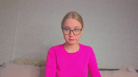 rosalina online show from March 2026 05:56:02 AM