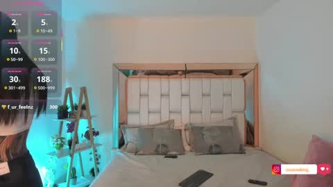 Aleja online show from September 2025 08:42:02 PM