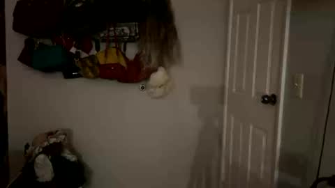 Rose and Jacks Pay Room online show from August 2026 05:28:02 AM