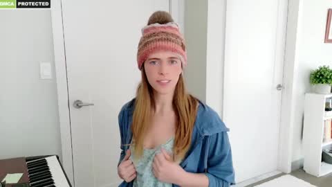 rose77782 online show from February 2025 02:58:02 PM