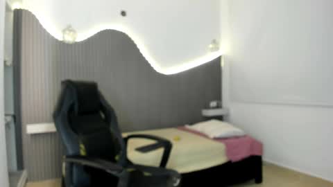 Snapshot of rose_bluet chatting on May 2026 02:40:02 AM Rose online show from May 2026 02:40:02 AM