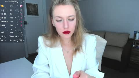 Rose but u can call me princess online show from May 2026 08:28:01 PM