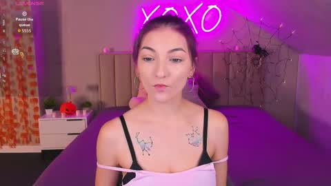 Kimberlly online show from November 2025 01:27:02 AM