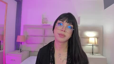 Snapshot of rosecassie chatting on February 2025 04:59:02 PM Rose online show from February 2025 04:59:02 PM