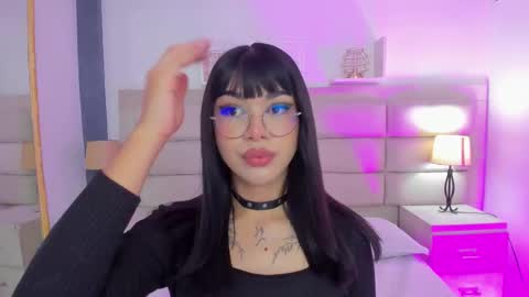 Snapshot of rosecassie chatting on February 2025 12:56:01 PM Rose online show from February 2025 12:56:01 PM