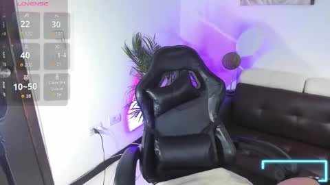 Snapshot of rosee_honey_ chatting on November 2025 07:27:01 PM rose online show from November 2025 07:27:01 PM