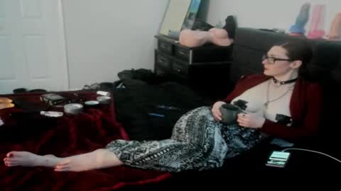 Snapshot of rosehatter chatting on February 2025 03:42:01 AM Rose Hatter online show from February 2025 03:42:01 AM