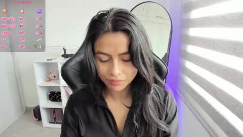 Snapshot of roseparis chatting on October 2025 02:34:01 PM Nat online show from October 2025 02:34:01 PM