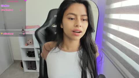 Snapshot of roseparis chatting on November 2025 02:39:02 PM Nat online show from November 2025 02:39:02 PM