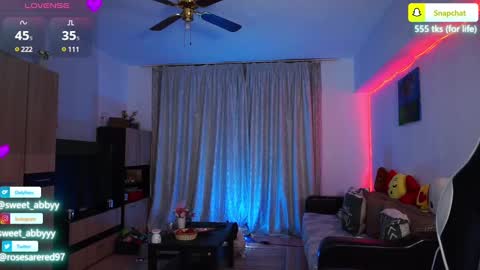 Snapshot of rosesarered97 chatting on February 2025 11:03:02 PM Abbygail online show from February 2025 11:03:02 PM