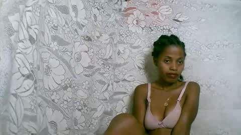 rosia online show from November 2025 02:45:02 PM