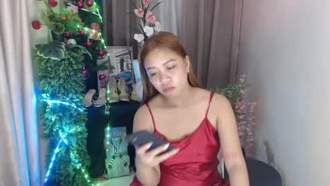 Snapshot of rosie_adeline chatting on December 2024 10:15:01 PM rosie online show from December 2024 10:15:01 PM