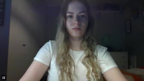 Rosie online show from November 2025 07:42:02 AM