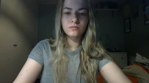 Rosie online show from December 2025 08:21:02 AM