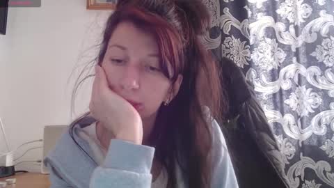 RosieHayes online show from November 2025 09:06:02 AM