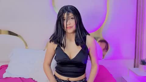 Snapshot of rosiejones_ chatting on February 2026 11:44:01 AM Rosie online show from February 2026 11:44:01 AM