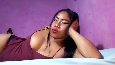 Snapshot of rosmerynava chatting on January 2025 03:57:02 AM rosmerynavarro online show from January 2025 03:57:02 AM