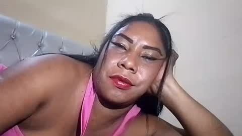 Snapshot of rosmerynava chatting on February 2025 04:04:01 AM rosmerynavarro online show from February 2025 04:04:01 AM