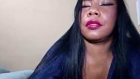 Snapshot of rosmerynava chatting on March 2025 03:18:02 AM rosmerynavarro online show from March 2025 03:18:02 AM