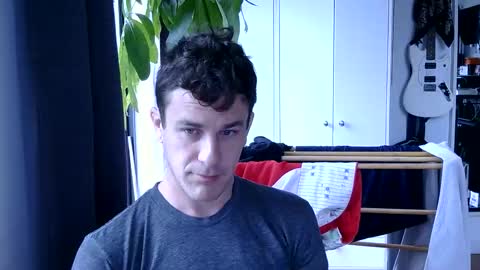 Snapshot of rosscollab chatting on April 2026 01:36:01 PM RossCollab online show from April 2026 01:36:01 PM