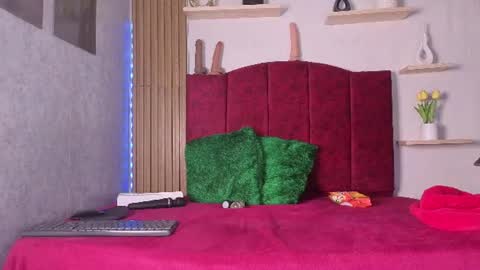 Rosse follow me online show from July 2026 01:27:01 PM