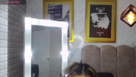 rosse jeane v online show from February 2026 03:11:01 AM