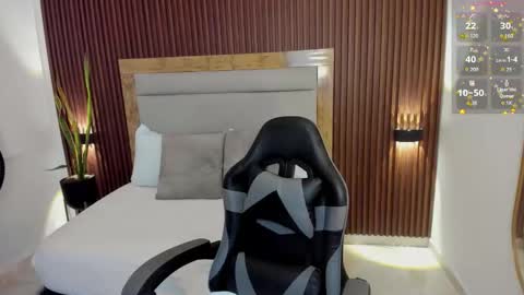 rossie_lanie_ online show from March 2026 07:39:01 PM